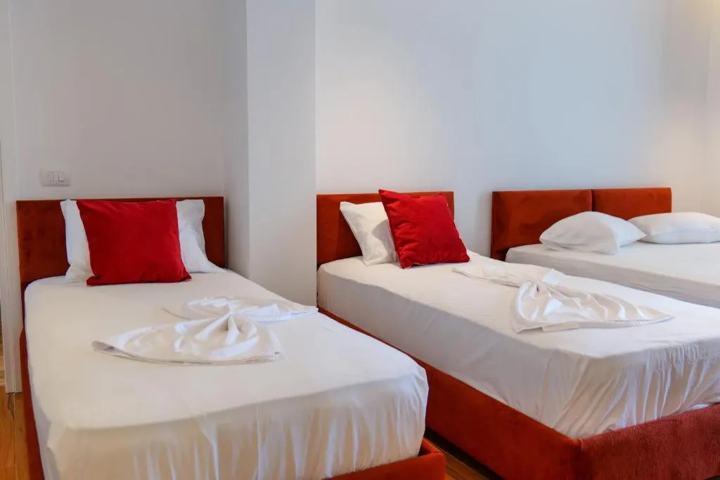QUADRUPLE basement Room, Havana, Southern Albania