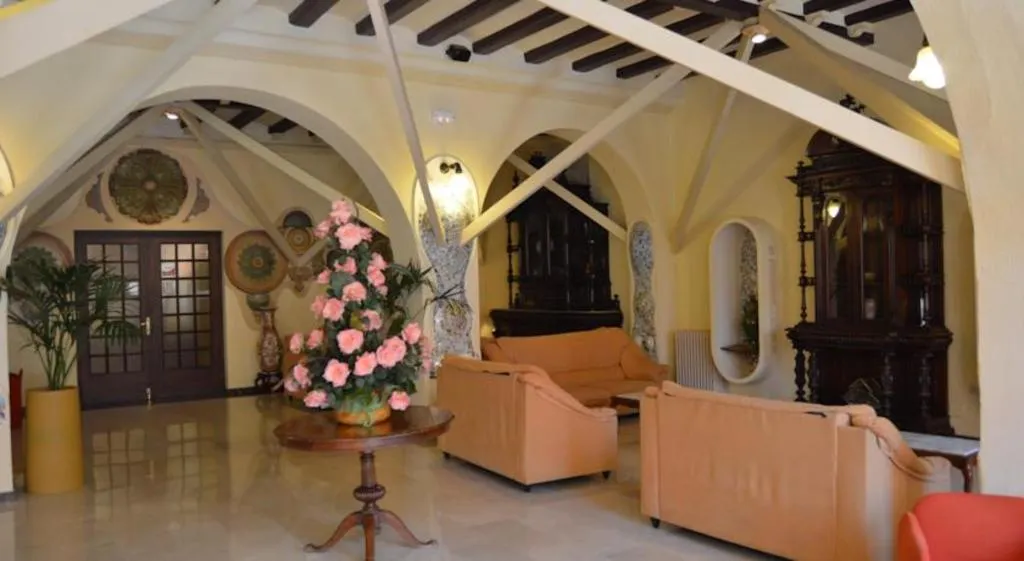 Lobby, Guitart Rosa, Costa Brava