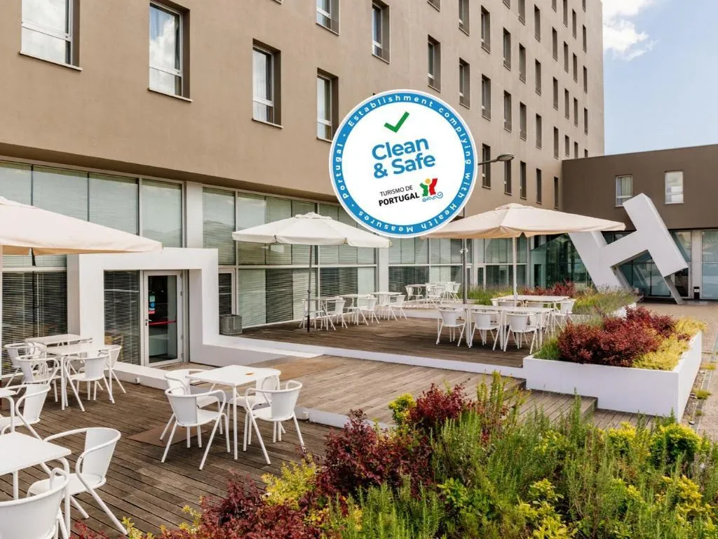 Terrace, Basic Hotel Braga by Axis, Porto