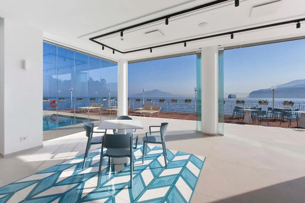 Lobby, Hotel Admiral, Naples