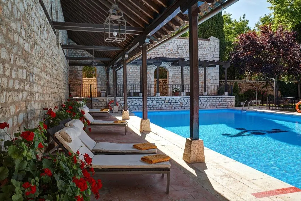 Pool, Parador de Chinchon, Madrid