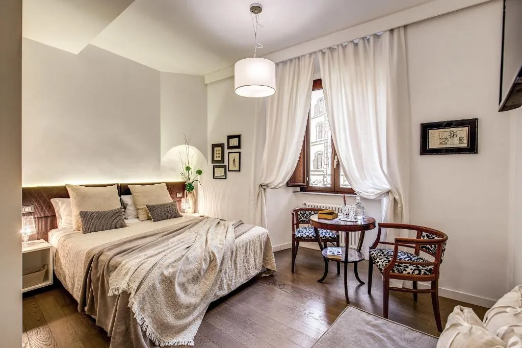 Room, Approdo Ripetta, Rome
