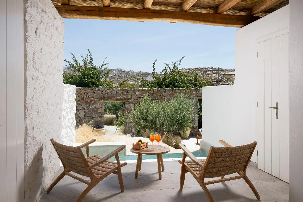 SUITE DELUXE Room, Oliving Mykonos Suites, Mykonos
