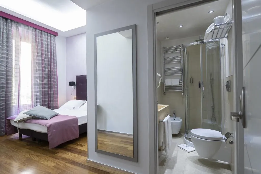 Room, Le Camere dei Conti, Florence