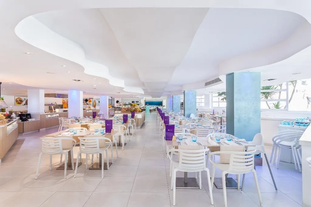 Restaurant, FERGUS Style Cala Blanca Suites, Majorca