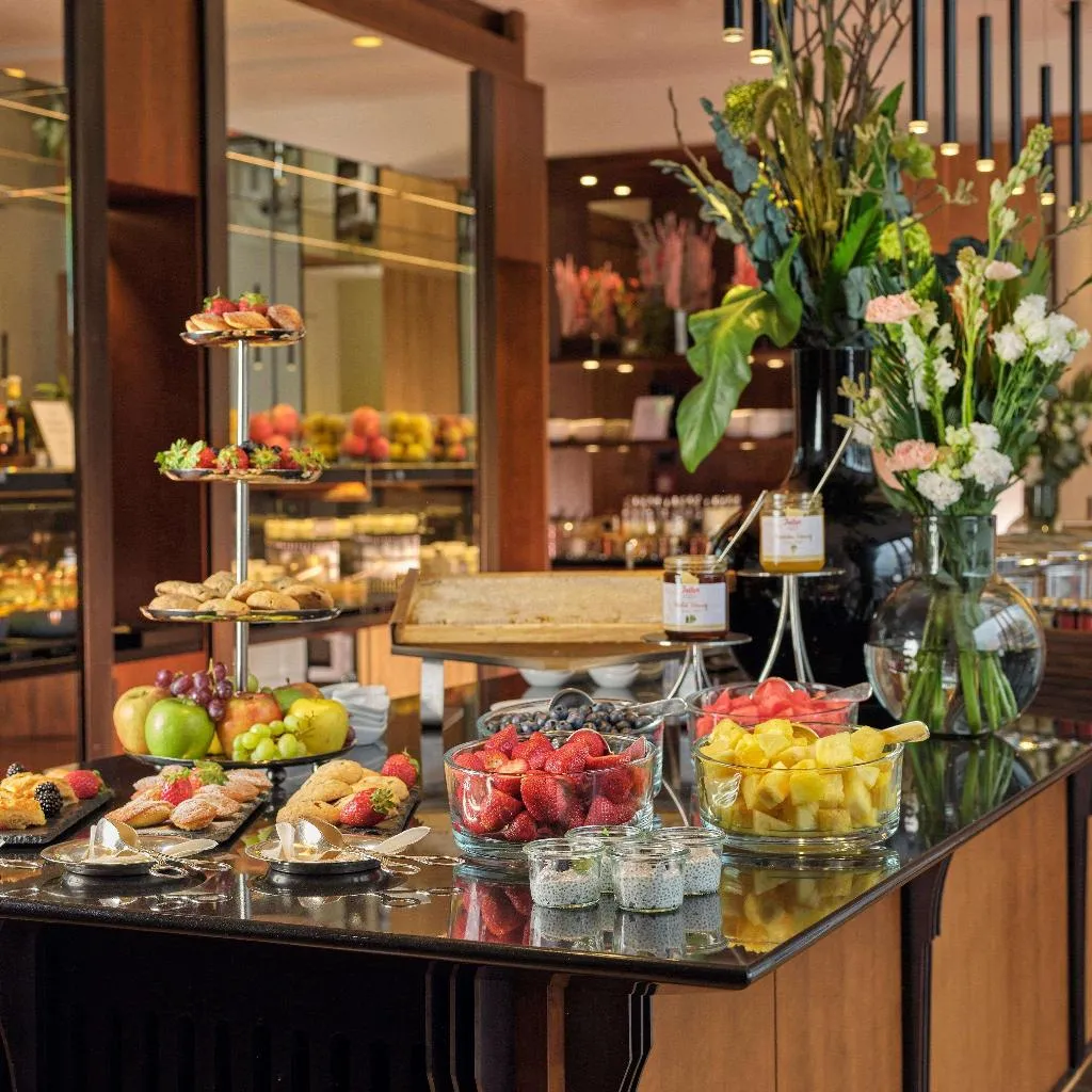Restaurant, Waldorf Astoria Berlin, Berlin