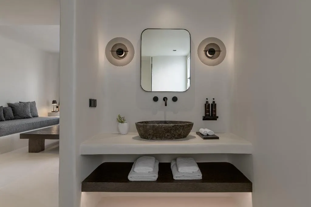 JUNIOR SUITE WITH JACUZZI Room, Rocabella Mykonos Hotel, Mykonos