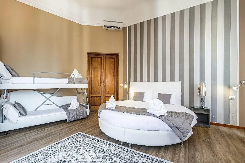 Room, B&B My Way, Florence
