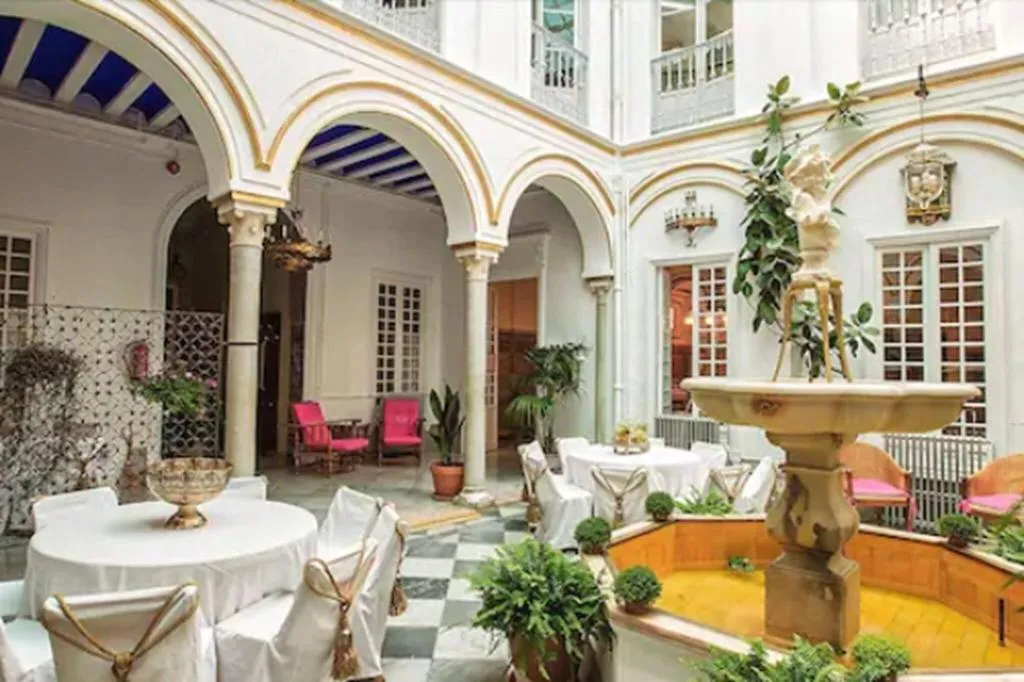 General view, Hotel Simon, Seville