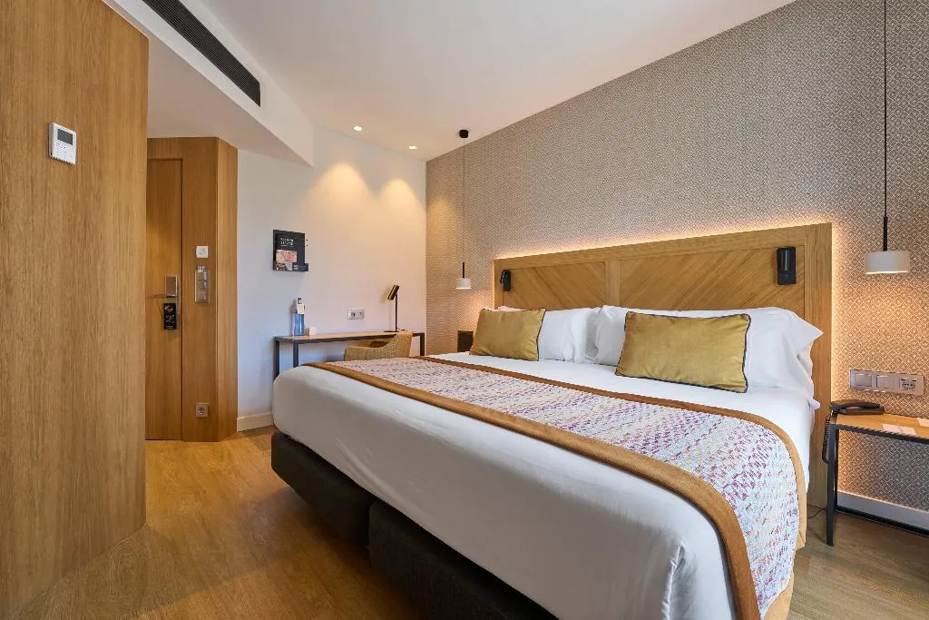 DOUBLE SINGLE USE DELUXE WITH TERRACE Room, Catalonia Eixample 1864, Barcelona