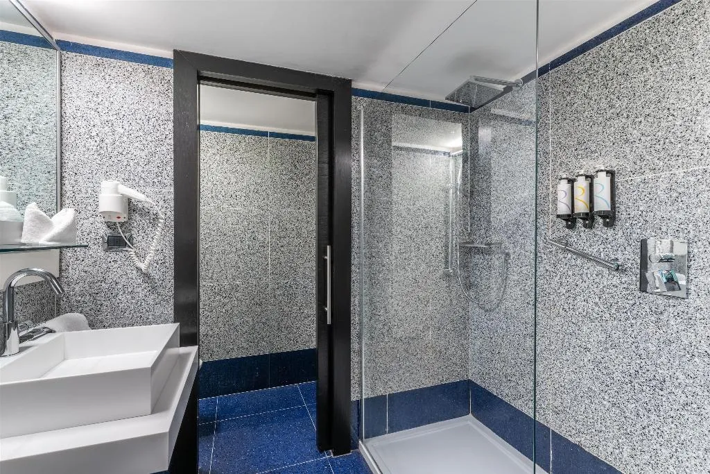 JUNIOR SUITE KING SIZE BED Room, Best Western Plus Hotel Universo, Rome