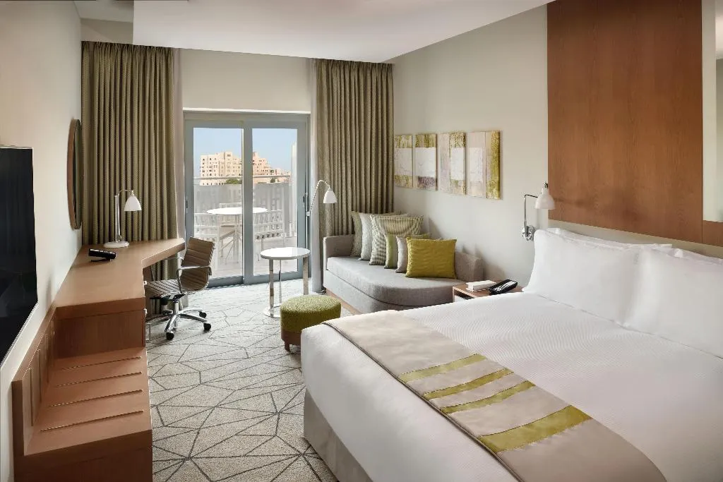 DOUBLE KING SIZE BED Room, Holiday Inn & Suites Dubai Festival City, Dubai