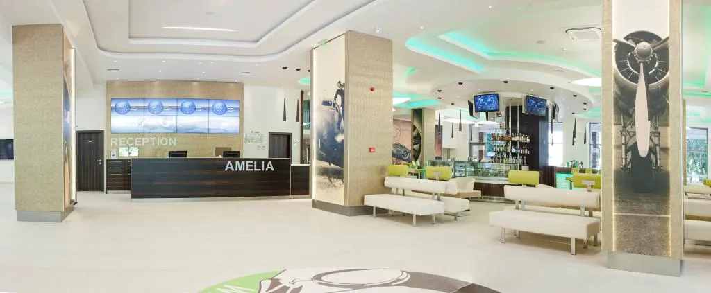 Lobby, Amelia, Varna