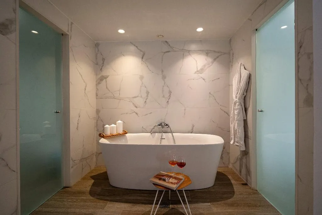 JUNIOR SUITE WITH PRIVATE POOL Room, Axel Beach Crete, Crete