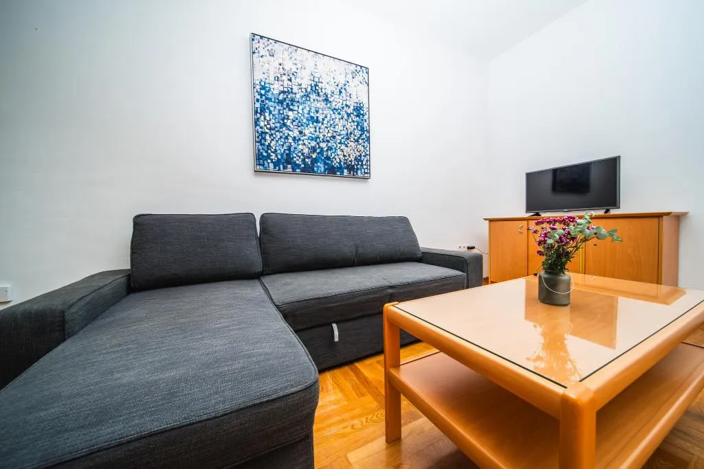 APARTMENT CAPACITY 6 Room, Pervanovo Apartments, Dubrovnik