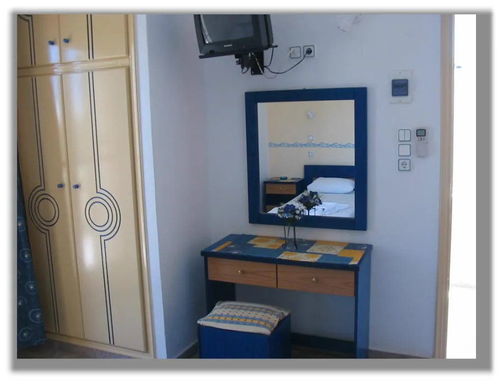 DOUBLE STANDARD Room, Christos Makrinos Rooms, Santorini