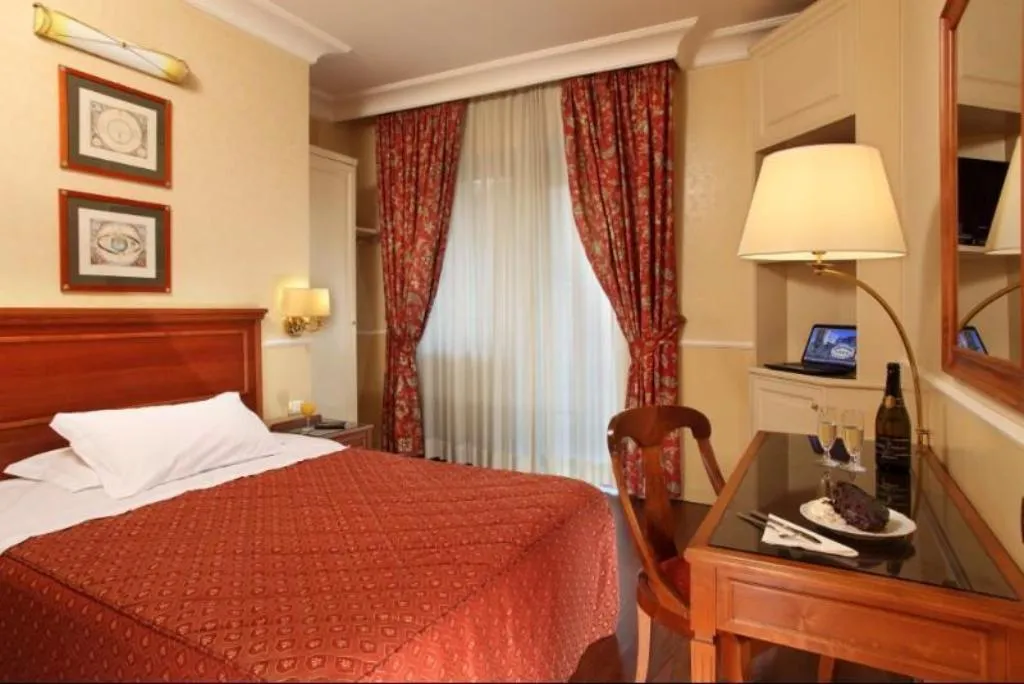 Room, Cristoforo Colombo, Rome