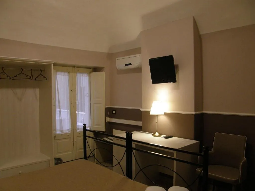Room, Gattopardo House, Catania