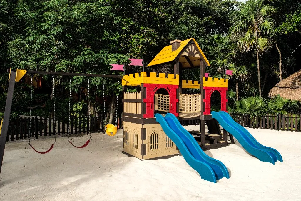 Sports and Entertainment, Iberostar Waves Quetzal All Inclusive, Cancun Area