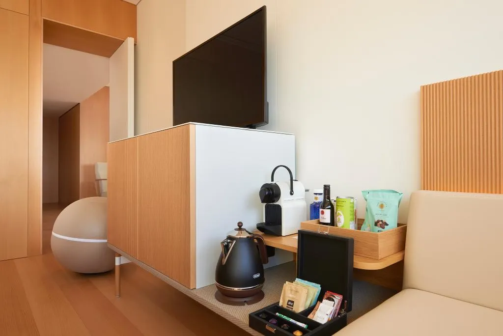 DOUBLE WITH VIEWS Room, Melia Palma Bay, Majorca