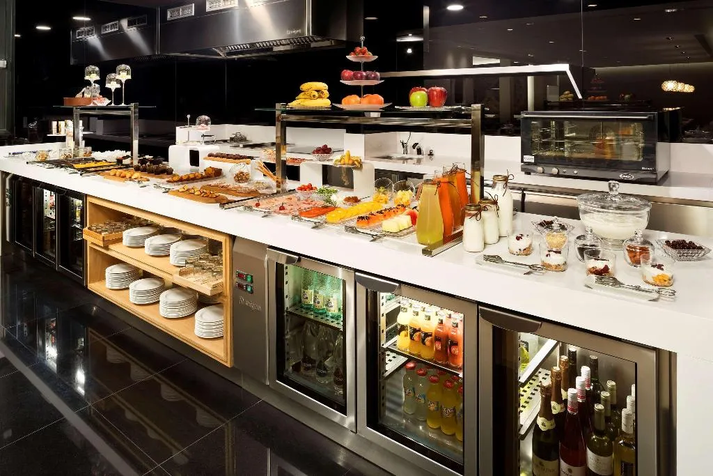 Restaurant, Melia Madrid Serrano, Madrid