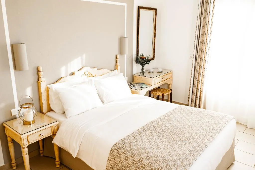 Double or Twin SIDE SEA VIEW Room, Pelican, Mykonos