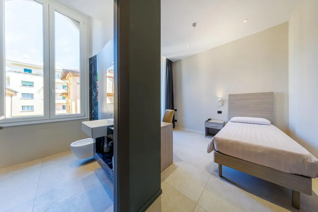 SINGLE ONE BED Room, Casa San Giuseppe (Roma San Giovanni), Naples