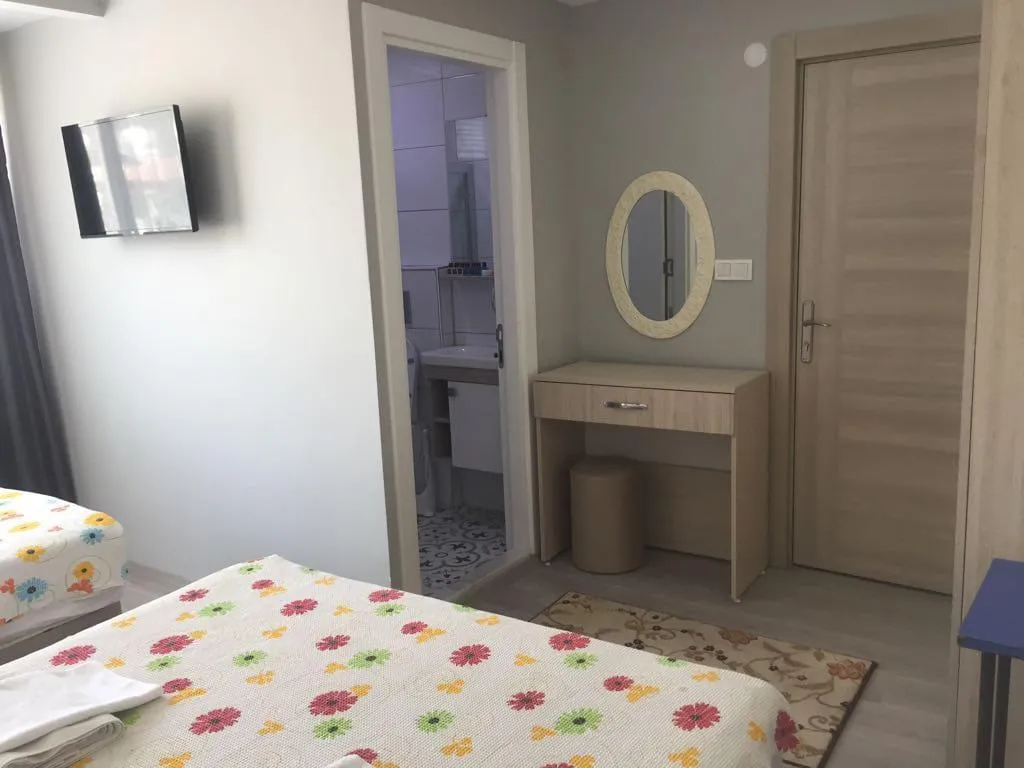 TRIPLE STANDARD Room, Selim Sultan Otel, Izmir