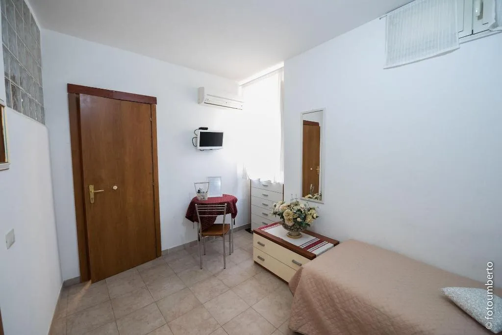 Room, La Rosa Antica, Catania