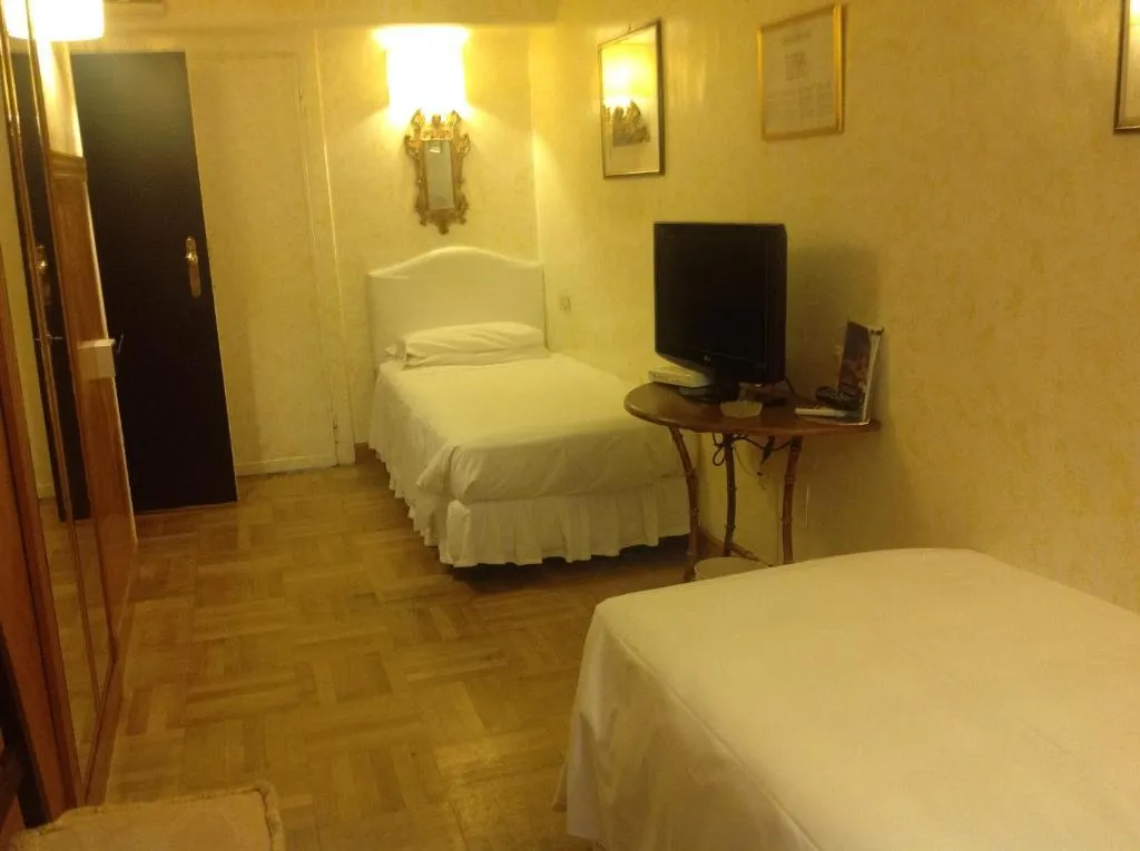 TWIN WITH VIEWS Room, Hotel Fontana, Rome