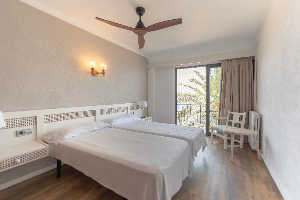 Room, Baronia, Majorca