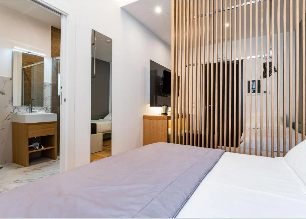 DOUBLE DELUXE WITH BALCONY Room, Concept Terrace Hotel, Rome