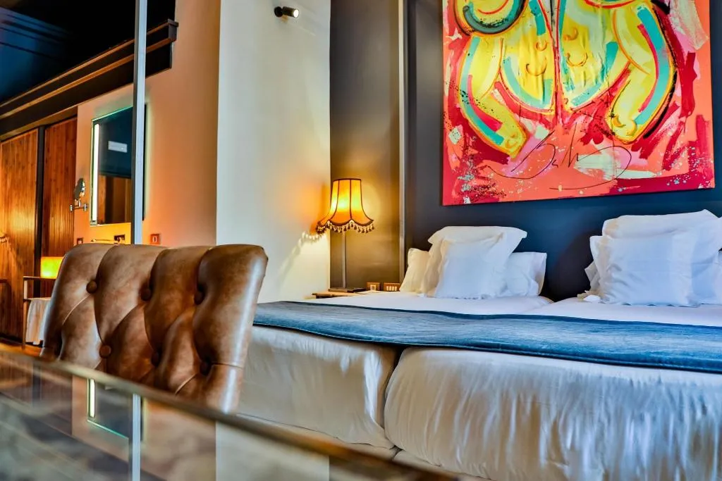 DOUBLE DELUXE QUEEN BED Room, Hotel Lobby Room, Seville