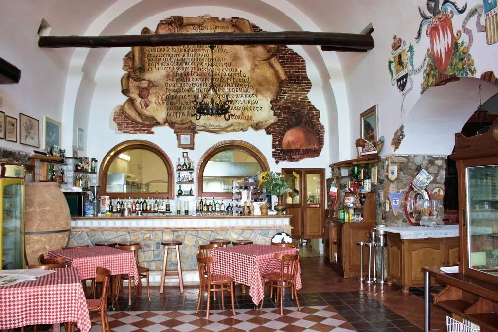 Restaurant, La Certosa Hotel, Naples