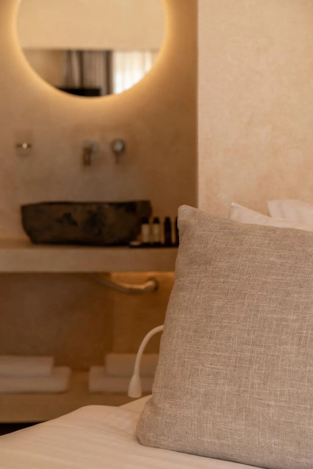 JUNIOR SUITE LUXURY Room, Heyday Luxury Suites, Santorini
