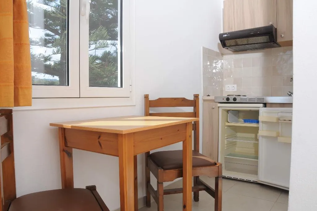 STUDIO STANDARD Room, Mastorakis Studios, Crete