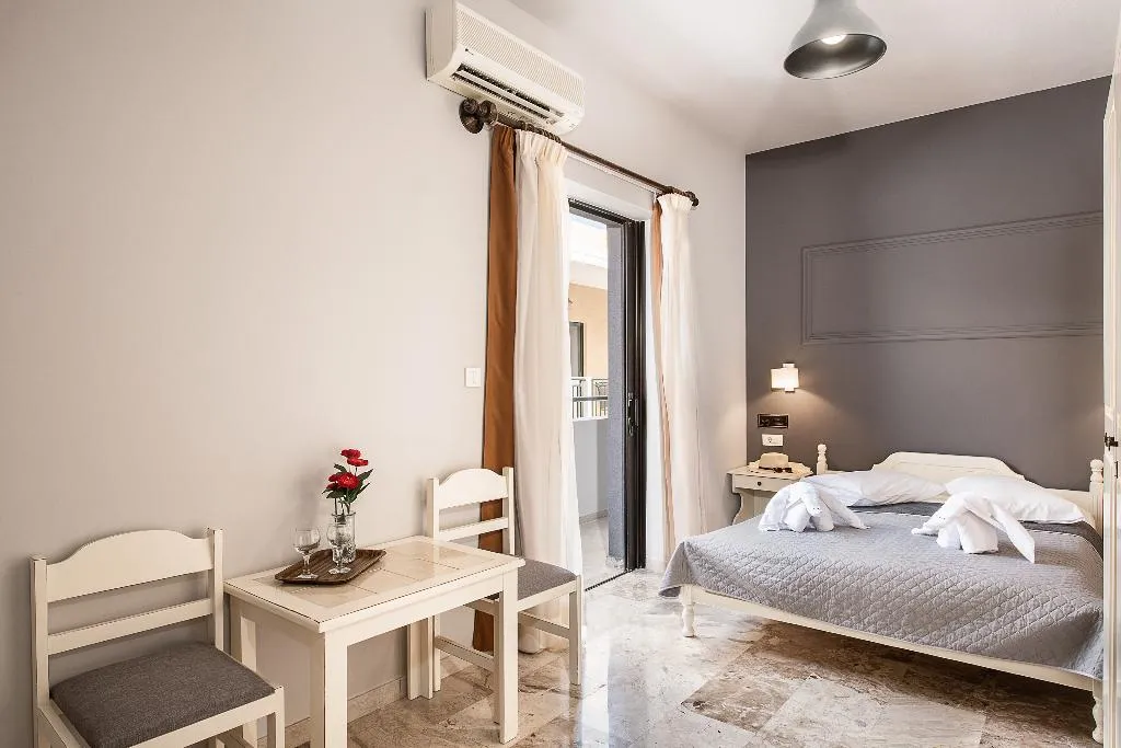 STUDIO SUPERIOR Room, Lia Apartments, Crete