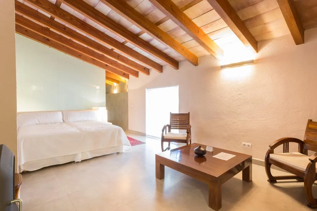 JUNIOR SUITE STANDARD Room, Ca n Beia, Majorca