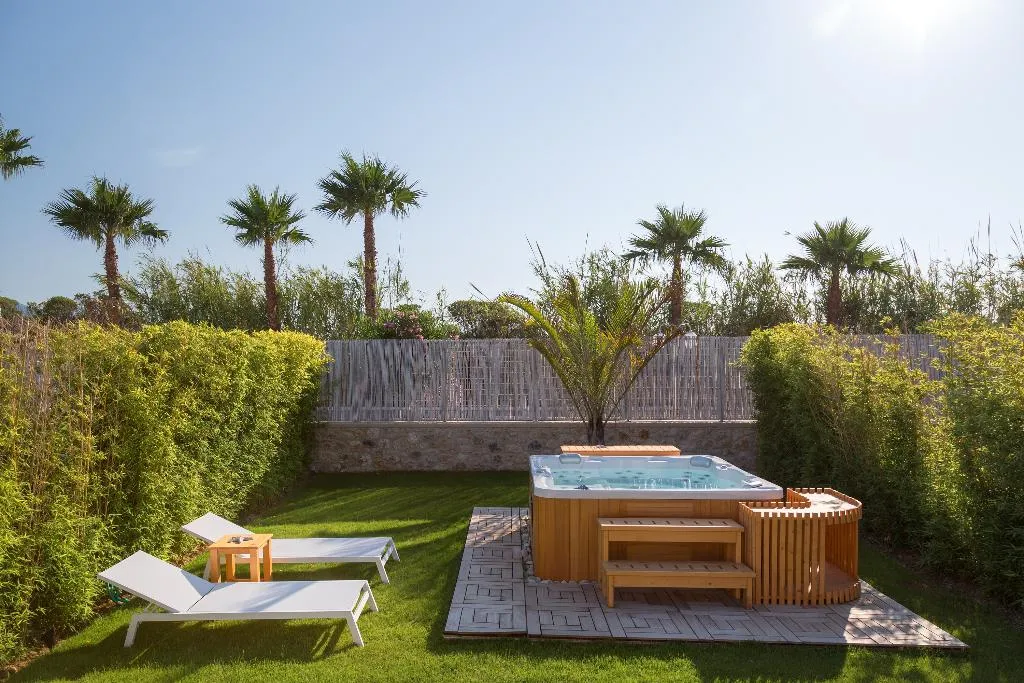 Room, White Pearls Luxury Suites Adults Only, Kos
