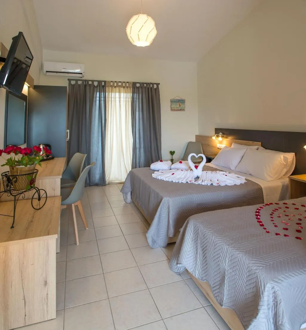Room, Riposo Studios & Apartments, Corfu