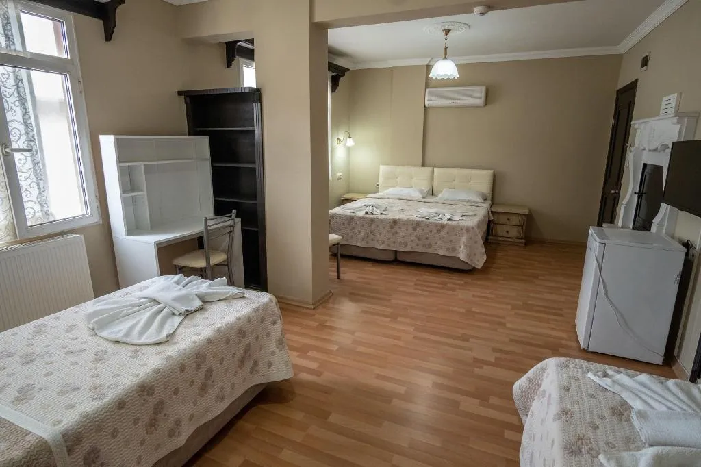 Room, Ephesus Centrum, Izmir