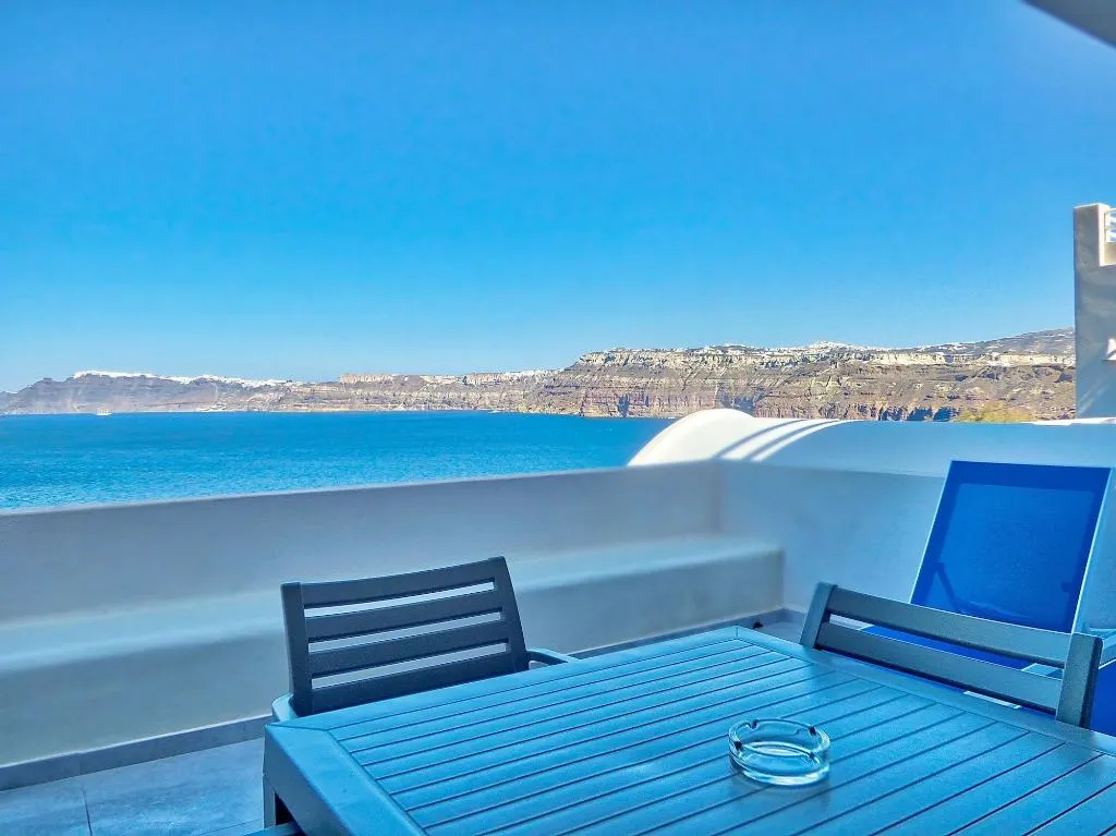 Room, Kokkinos Villas, Santorini