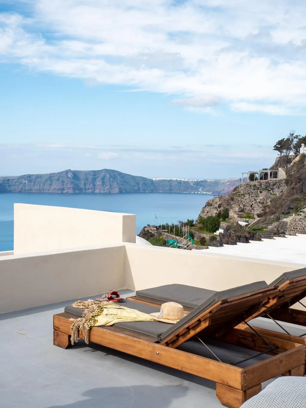 SUITE DELUXE Room, Caldera Cliff Illusion Suites, Santorini