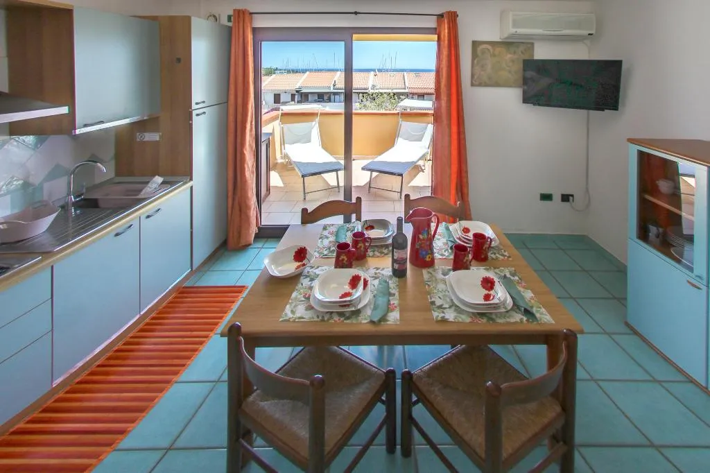 APARTMENT CAPACITY 4 Room, Residence Oasi Anfiteatro, Olbia