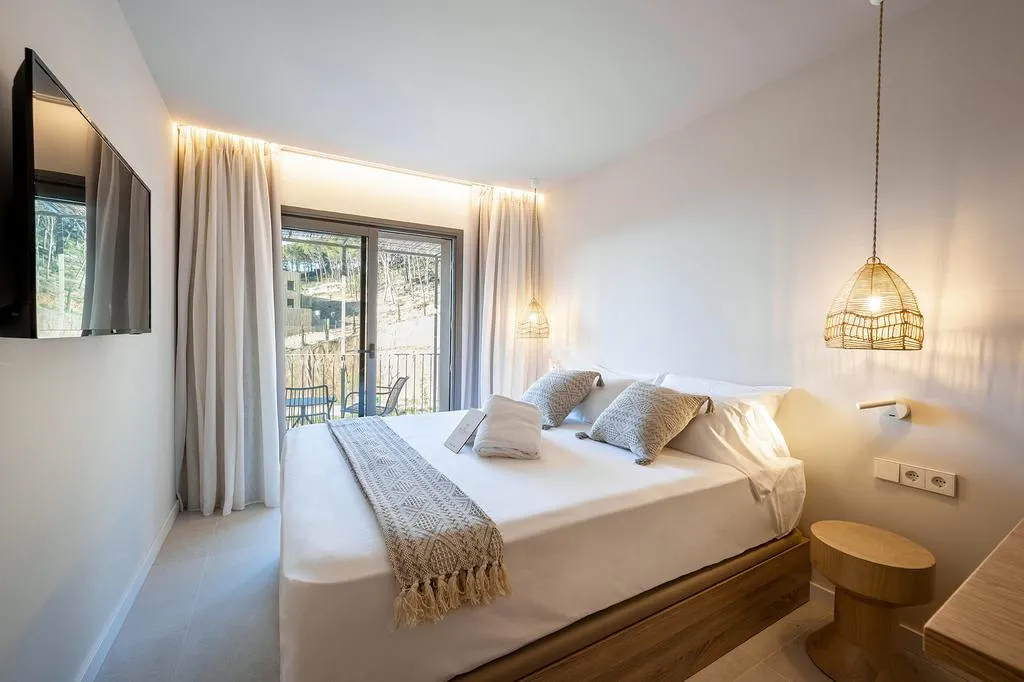 Double or Twin PREMIUM Room, Talaia Plaza EcoResort, Costa Brava