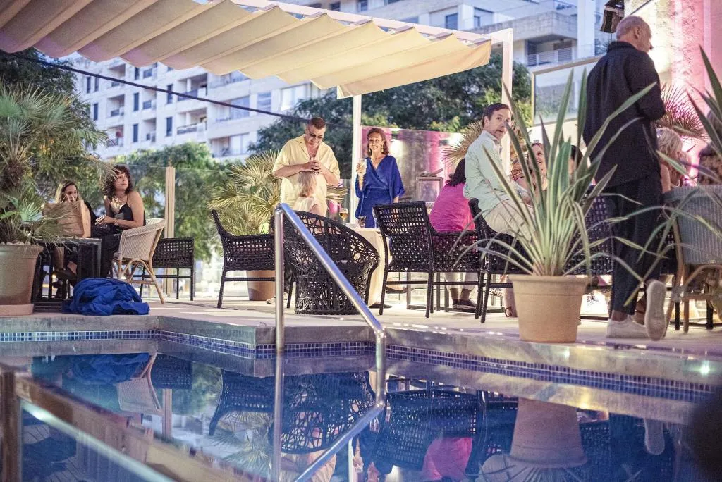 Lobby, Feliz, Majorca