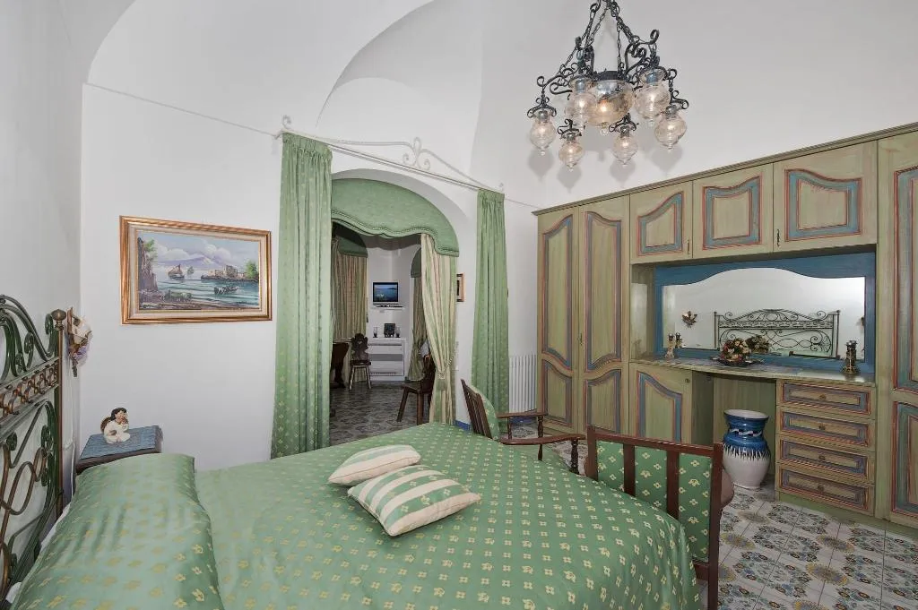 Room, Casa Teresa, Naples