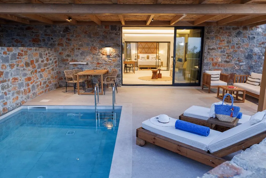 SUITE DELUXE GARDEN VIEW Room, Deos Luxury Suites, Crete