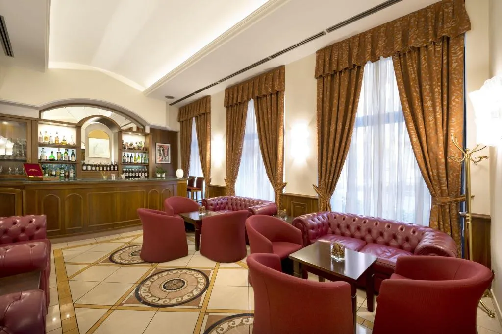 Lobby, Lancaster Hotel, Milan