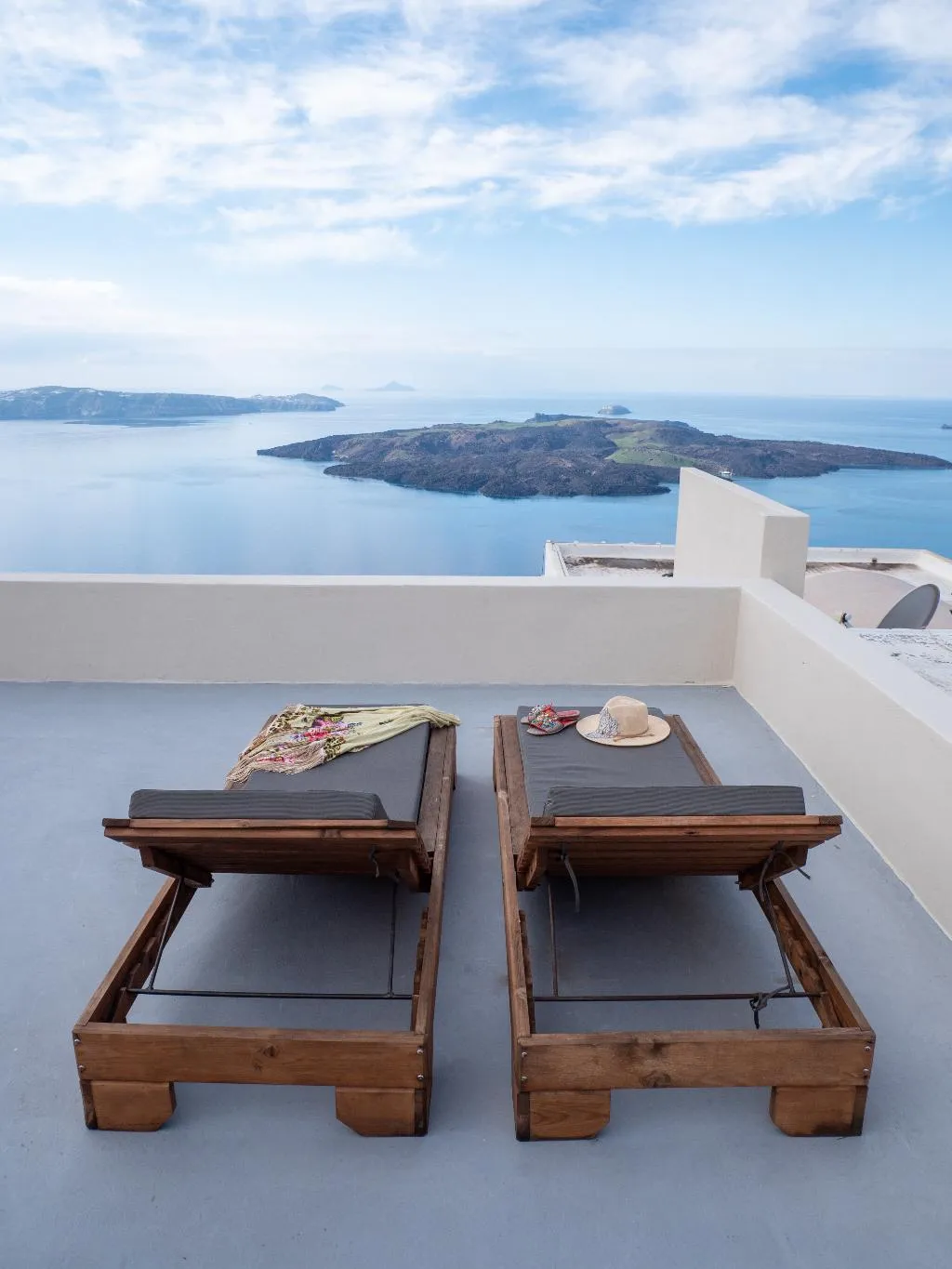 SUITE DELUXE WITH VIEWS Room, Caldera Cliff Illusion Suites, Santorini